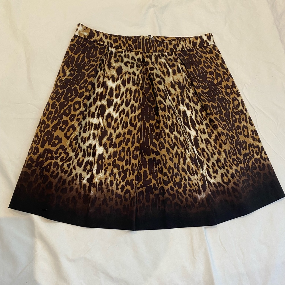 Animal print pleated skirt